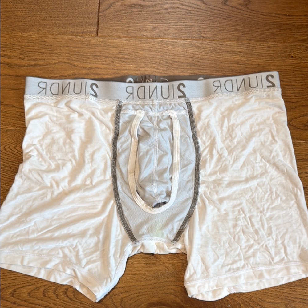 2 | UNDR Men's White Boxer Briefs - Picture 3 of 4